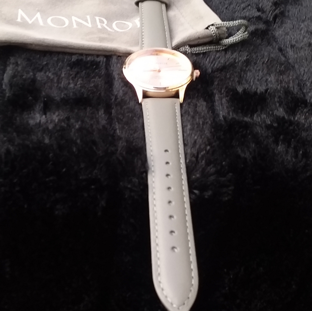 Monroe Watch - Picture 4 of 7